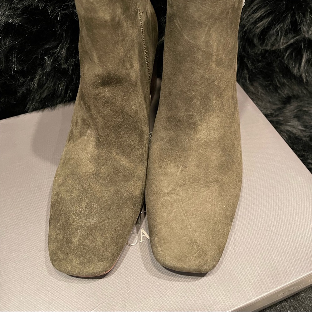 Vince Camuto Laiken Wedged-heel Ankle Bootie Green Lux Suede Sz91/2 NEW. IN BOX - Picture 12 of 13